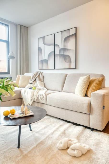 Apartment Magical Renovated In